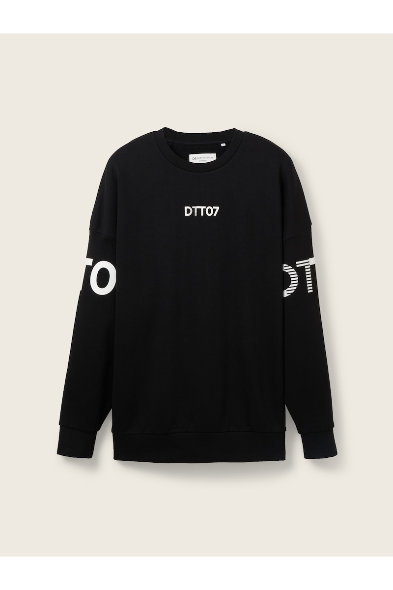 Свитер оверсайз с принтами