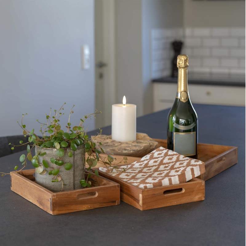 Подносы из тика Faro